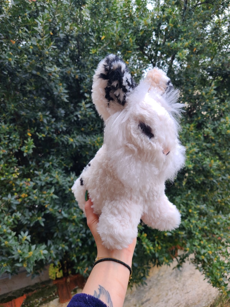 Peluche lapin en crochet